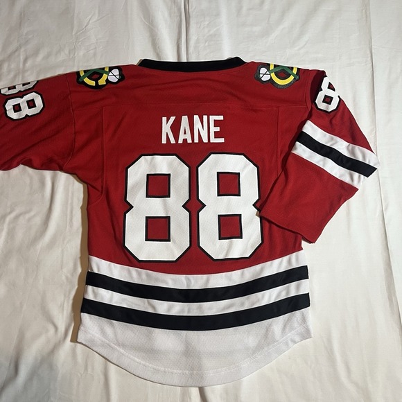Official Patrick Kane YOUTH Blackhawks Jersey S/M - Picture 8 of 8